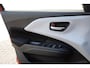 Suzuki Swift 1.2 Comfort Smart Hybrid | SUMMER EDITION!! | 15'' ZWARTE LICHTMETALEN VELGEN | 10 JAAR FABRIEKSGARANTIE |