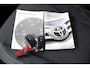 Toyota Yaris 1.5 Hybrid Premium | Panoramadak | Keyless Entry | Led Verlichting | Navigatie |