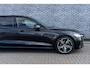 Volvo V60 2.0 B4 R-Design | Panoramadak | Harman Kardon Audio | Achteruitrijcamera | Parkeersensoren | Keyless Entry | Elektrische Achterklep | Stoelverwarming | Navigatie | Apple Carplay | Android Auto