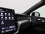 Volvo XC60 2.0 T8 Plug-in hybrid AWD Plus Dark 455PK Aut. Panoramadak, 21" LM Velgen, 360gr. Camera, Head-Up Display, Elektr. Achterklep, Keyless, Memorystoel