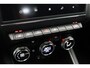 Renault Captur TCe 140pk R.S. Line | Parkeersensoren Achter | Voorstoelen Verwarmd | Trekhaak |