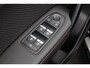 Renault Captur TCe 140pk R.S. Line | Parkeersensoren Achter | Voorstoelen Verwarmd | Trekhaak |