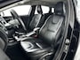 Volvo V40 2.0 T5 Nordic+ | Panoramadak | Parkeercamera | Stoelverwarming | Standkachel