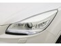 Ford Kuga 1.5 Titanium Styling Pack Xenon, Climate, Stoelverwarming, Trekhaak, Parkassist, 19"