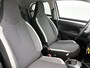 Toyota Aygo 1.0 VVT-i x-joy Automaat | BTW voertuig | NIEUW GELEVERD & ONDERHOUDEN | Climate Control | Apple CarPlay/Android Auto | Achteruitrijcamera | Bluetooth | Elektrische Ramen voor | Elektrisch verstelbare spiegels |
