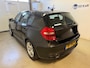 BMW 1-Serie 116i Hi Executive NAVI CLIMA XENON PDC SCHUIFDAK NETTE AUTO APK