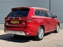 Mitsubishi Outlander 2.4 PHEV Intense+ / 1500 kg Trekgewicht / Trekhaak / Navigatiesysteem / Apple carplay / Android auto / Elektrisch verstelbare bestuurdersstoel / Stoelverwarming voor / Achteruitrijcamera / Cruise control /