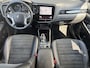 Mitsubishi Outlander 2.4 PHEV Intense+ / 1500 kg Trekgewicht / Trekhaak / Navigatiesysteem / Apple carplay / Android auto / Elektrisch verstelbare bestuurdersstoel / Stoelverwarming voor / Achteruitrijcamera / Cruise control /