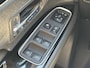 Mitsubishi Outlander 2.4 PHEV Intense+ / 1500 kg Trekgewicht / Trekhaak / Navigatiesysteem / Apple carplay / Android auto / Elektrisch verstelbare bestuurdersstoel / Stoelverwarming voor / Achteruitrijcamera / Cruise control /