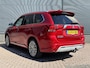 Mitsubishi Outlander 2.4 PHEV Intense+ / 1500 kg Trekgewicht / Trekhaak / Navigatiesysteem / Apple carplay / Android auto / Elektrisch verstelbare bestuurdersstoel / Stoelverwarming voor / Achteruitrijcamera / Cruise control /