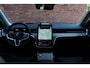 Volvo EX90 Twin Motor Performance Ultra 7p. 111 kWh | Bowers & Wilkins | Luchtvering | Panoramadak | Geventileerde voorstoelen | Massagefunctie op de voorstoelen | 22 inch. lichtmetalen velgen | Extra getint glas | 360 graden camera | Head up display | Stoel-/ stuurwielverwarming | Verwarmde achterbank | Park pilot assist | Apple carplay/ Android auto