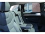 Volvo EX90 Twin Motor Performance Ultra 7p. 111 kWh | Bowers & Wilkins | Luchtvering | Panoramadak | Geventileerde voorstoelen | Massagefunctie op de voorstoelen | 22 inch. lichtmetalen velgen | Extra getint glas | 360 graden camera | Head up display | Stoel-/ stuurwielverwarming | Verwarmde achterbank | Park pilot assist | Apple carplay/ Android auto