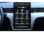 Volvo EX90 Twin Motor Performance Ultra 7p. 111 kWh | Bowers & Wilkins | Luchtvering | Panoramadak | Geventileerde voorstoelen | Massagefunctie op de voorstoelen | 22 inch. lichtmetalen velgen | Extra getint glas | 360 graden camera | Head up display | Stoel-/ stuurwielverwarming | Verwarmde achterbank | Park pilot assist | Apple carplay/ Android auto