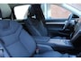 Volvo EX90 Twin Motor Performance Ultra 7p. 111 kWh | Bowers & Wilkins | Luchtvering | Panoramadak | Geventileerde voorstoelen | Massagefunctie op de voorstoelen | 22 inch. lichtmetalen velgen | Extra getint glas | 360 graden camera | Head up display | Stoel-/ stuurwielverwarming | Verwarmde achterbank | Park pilot assist | Apple carplay/ Android auto