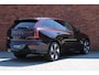 Volvo EX90 Twin Motor Performance Ultra 7p. 111 kWh | Bowers & Wilkins | Luchtvering | Panoramadak | Geventileerde voorstoelen | Massagefunctie op de voorstoelen | 22 inch. lichtmetalen velgen | Extra getint glas | 360 graden camera | Head up display | Stoel-/ stuurwielverwarming | Verwarmde achterbank | Park pilot assist | Apple carplay/ Android auto