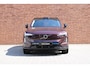 Volvo EX90 Twin Motor Performance Ultra 7p. 111 kWh | Bowers & Wilkins | Luchtvering | Panoramadak | Geventileerde voorstoelen | Massagefunctie op de voorstoelen | 22 inch. lichtmetalen velgen | Extra getint glas | 360 graden camera | Head up display | Stoel-/ stuurwielverwarming | Verwarmde achterbank | Park pilot assist | Apple carplay/ Android auto