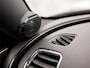 MINI Clubman 2.0 Cooper S Chili 192Pk Automaat (PANORAMADAK, GROOT NAVI, TWO TONE, LEDER, MEMORY SEAT, CAMERA, HARMAN/KARDON, HEAD-UP DISPLAY, ADAPTIVE CRUISE, NIEUWSTAAT)