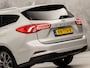 Ford Focus Wagon 1.0 EcoBoost Titanium (APPLE CARPLAY, GROOT NAVI, STUUR/STOELVERWARMING, KEYLESS, SPORTSTOELEN, GETINT GLAS, LM VELGEN, CRUISE, NIEUWSTAAT)