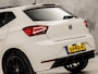 SEAT Ibiza 1.0 TSI Intense Sport (PANORAMADAK, APPLE CARPLAY, GROOT NAVI , CAMERA, SPORTSTOELEN, LM VELGEN, GETINT GLAS, NIEUWSTAAT)