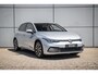 Volkswagen Golf 1.0 eTSI 110pk DSG Life Business | Trekhaak | Cruise Control Adaptief | Voorstoelen Verwarmd