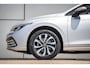 Volkswagen Golf 1.0 eTSI 110pk DSG Life Business | Trekhaak | Cruise Control Adaptief | Voorstoelen Verwarmd