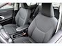 Toyota Yaris Cross 1.5 Hybrid 115 Active Limited Automaat 116pk | Parkeersensoren voor & achter | Draadloze telefoonlader | Cruise control adaptief |