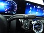 Mercedes-Benz A-klasse 180 Business Solution AMG Automaat / Panoramadak / LED / Rondom camera / Alu wielen 19 inch