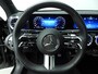 Mercedes-Benz A-klasse 180 Business Solution AMG Automaat / Panoramadak / LED / Rondom camera / Alu wielen 19 inch