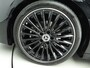 Mercedes-Benz A-klasse 180 Business Solution AMG Automaat / Panoramadak / LED / Rondom camera / Alu wielen 19 inch