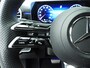 Mercedes-Benz A-klasse 180 Business Solution AMG Automaat / Panoramadak / LED / Rondom camera / Alu wielen 19 inch