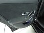 Mercedes-Benz A-klasse 180 Business Solution AMG Automaat / Panoramadak / LED / Rondom camera / Alu wielen 19 inch