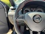 Skoda Octavia Combi 2.0 TSI RS / Goed onderhouden / 220 PK / Stoelverwarming / Cruise Control / 18"LM Velgen