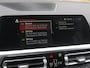 BMW 3-Serie Touring 318i High Executive | Camera | Sfeerverlichting | Apple Carplay | LED-Laser | NL-Auto |
