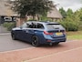BMW 3-Serie Touring 318i High Executive | Camera | Sfeerverlichting | Apple Carplay | LED-Laser | NL-Auto |