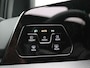 Volkswagen Golf 1.5 eHybrid GTE 272 PK SOH 100%, Panorama Dak, Head-up Display, Dodehoek Detectie, Keyless, Matrix Led, Stoelverwarming, Trekhaak