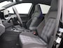 Volkswagen Golf 1.5 eHybrid GTE 272 PK SOH 100%, Panorama Dak, Head-up Display, Dodehoek Detectie, Keyless, Matrix Led, Stoelverwarming, Trekhaak