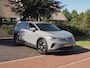 Volkswagen ID.4 Business 77 kWh | Camera | Trekhaak | Sfeerverlichting | Style Plus Pakket | NL-Auto |