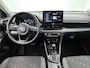 Toyota Yaris 1.5 Hybrid 115 Dynamic Comfort Pack | BTW voertuig | Dodehoek detectie | Stoel+stuurverwarming | Draadloze telefoonlader | Apple CarPlay/Android Auto | Cruise control Adaptive |