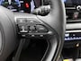 Toyota Yaris 1.5 Hybrid 115 Dynamic Comfort Pack | BTW voertuig | Dodehoek detectie | Stoel+stuurverwarming | Draadloze telefoonlader | Apple CarPlay/Android Auto | Cruise control Adaptive |