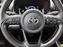 Toyota Yaris 1.5 Hybrid 115 Dynamic Comfort Pack | BTW voertuig | Dodehoek detectie | Stoel+stuurverwarming | Draadloze telefoonlader | Apple CarPlay/Android Auto | Cruise control Adaptive |