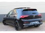 Volkswagen Golf 1.5 eTSI 3x R-Line | Panoramadak | IQ Light | Trekhaak | Sfeerverlichting | Camera | Lane assist | Stoelverwarming