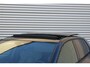 Volkswagen Golf 1.5 eTSI 3x R-Line | Panoramadak | IQ Light | Trekhaak | Sfeerverlichting | Camera | Lane assist | Stoelverwarming