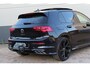 Volkswagen Golf 1.5 eTSI 3x R-Line | Panoramadak | IQ Light | Trekhaak | Sfeerverlichting | Camera | Lane assist | Stoelverwarming