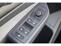 Volkswagen Golf 1.5 eTSI 3x R-Line | Panoramadak | IQ Light | Trekhaak | Sfeerverlichting | Camera | Lane assist | Stoelverwarming