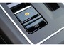 Volkswagen Golf 1.5 eTSI 3x R-Line | Panoramadak | IQ Light | Trekhaak | Sfeerverlichting | Camera | Lane assist | Stoelverwarming