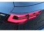 Volkswagen Golf 1.5 eTSI 3x R-Line | Panoramadak | IQ Light | Trekhaak | Sfeerverlichting | Camera | Lane assist | Stoelverwarming