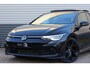 Volkswagen Golf 1.5 eTSI 3x R-Line | Panoramadak | IQ Light | Trekhaak | Sfeerverlichting | Camera | Lane assist | Stoelverwarming