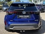 Toyota Yaris Cross 1.5 Hybrid Adventure TREKHAAK HEAD-UP EL-ACHTERKLEP STOELVERW PARK-SENSOREN CLIMA APPLE/ANDROID LM-VELGEN 17" BLIND SPOT KEYLESS