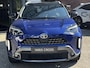 Toyota Yaris Cross 1.5 Hybrid Adventure TREKHAAK HEAD-UP EL-ACHTERKLEP STOELVERW PARK-SENSOREN CLIMA APPLE/ANDROID LM-VELGEN 17" BLIND SPOT KEYLESS
