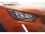 Peugeot e-2008 EV Active Pack 50 kWh 3-Fase [ Climate Apple carplay/ Android auto Cruise ]